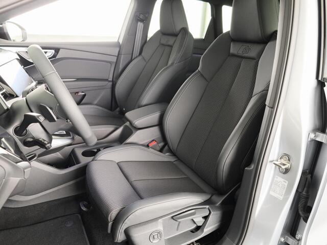 Audi Q4 e-tron 45 S edition Competition e-tron 82 kWh 286 pk | Assistentiepakket plus | Comfortpakket | Ambient lichtpakket | Optiekpakket zwart plus |