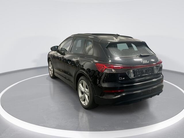 Audi Q4 e-tron 45 265pk Quattro S Edition · Panoramadak · Warmtepomp · Camera · Head-Up · Navigatie · Apple/Android Car Play · 20'' Inch ·