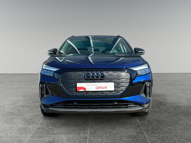 Audi Q4 e-tron 45 Advanced edition 82 kWh 286pk MMI navigatie plus | Parkeerhulp plus | Achteruitrijcamera