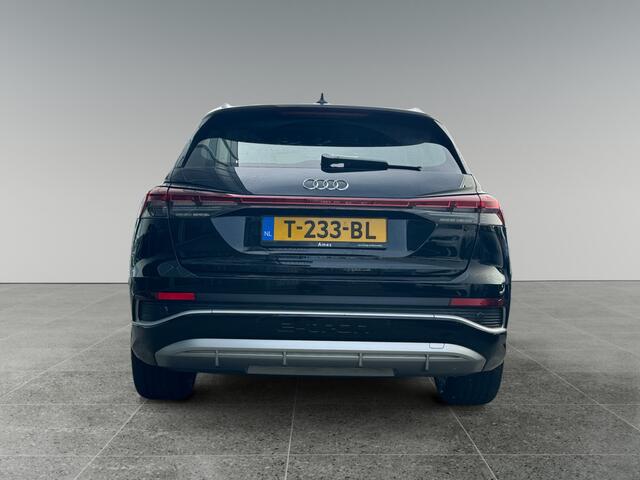 Audi Q4 e-tron 40 204pk S edition 77 kWh Augmented reality head-up display | MMI navigatie pro | Adaptive cruise control