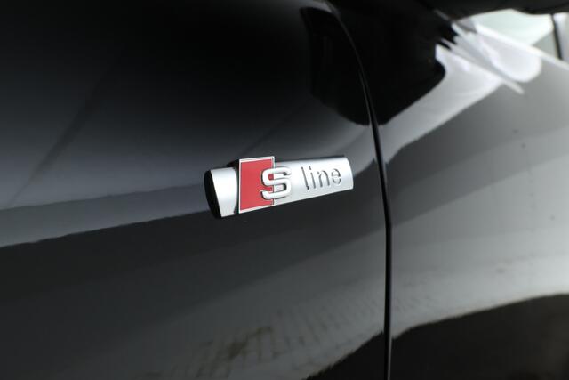 Audi Q4 e-tron 45 quattro S edition 77 kWh 265PK, S-line! Leer, Climate,