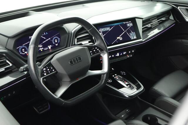 Audi Q4 e-tron 50 quattro 299pk Launch S Competition 77 kWh SOH 88% Sonos Head-Up Camera Keyless Leder Memory Virtual Cockpit Navigatie Panoramadak S-Line