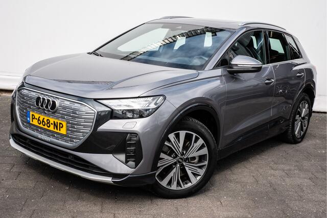 Audi Q4 e-tron 40 Launch edition Advanced Plus 77 kWh SOH 96% Panoramadak/ Trekhaak/ Camera/ Carplay/ Adapt. cruise / Navigatie/ Warmtepomp