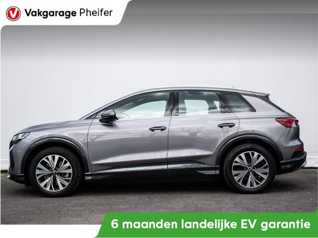 Audi Q4 e-tron 40 Launch edition Advanced Plus 77 kWh SOH 96% Panoramadak/ Trekhaak/ Camera/ Carplay/ Adapt. cruise / Navigatie/ Warmtepomp