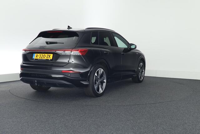 Audi Q4 e-tron 40 S edition 204pk 77 kWh SOH 94% Trekhaak Camera Leder Sonos Virtual Cockpit Navigatie S-Line