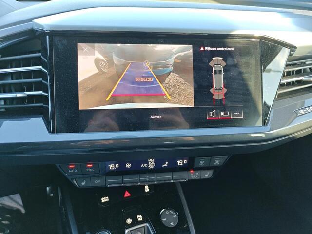 Audi Q4 e-tron 40 Launch edition S Competition 77 kWh 1e Eigenaar