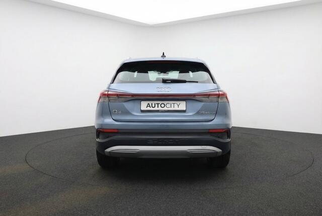 Audi Q4 e-tron 35 edition Advanced 55 kWh 92% SOH l Warmtepomp l LED l Elektris