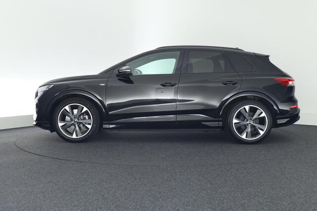 Audi Q4 e-tron 40 204pk S Edition 77 kWh Camera Stoelverwarming Ambianceverlichting ACC Virtual Cockpit Navigatie S-Line