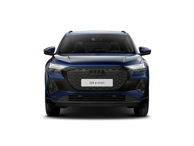 Audi Q4 e-tron 45 S edition Competition 82 kWh 286 pk | Assistentiepakket plus | Comfortpakket | Lichtpakket plus ambient light | Trekhaak |