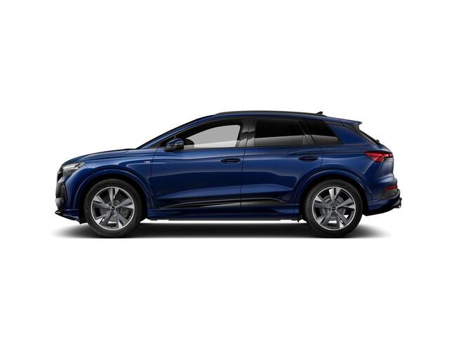 Audi Q4 e-tron 45 S edition Competition 82 kWh 286 pk | Assistentiepakket plus | Comfortpakket | Lichtpakket plus ambient light | Trekhaak |