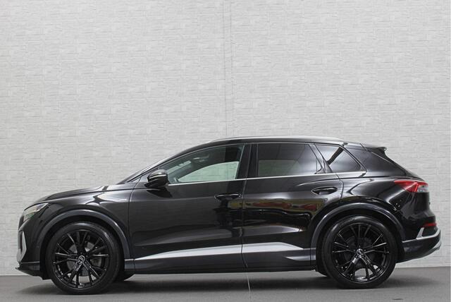 Audi Q4 e-tron 45 Quattro S-Line 77 / 82 kWh | ACC | Matrix-LED | Keyless-Entry | Standkachel | Carplay | 27150,= exc. btw | Lane Assist | 3-Zone Clima | Stoelverwarming | Getint Glas | Autom. Parkeren | Virtual Cockpit |