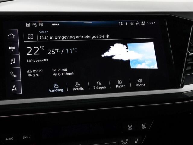 Audi Q4 e-tron 40 S edition 77 kWh · SOH 97,4% · Panoramadak · Camera · Head-Up Display · Stoelverwarming · Apple/Android Car Play · Adaptive Cruise Control · 20"Velgen ·