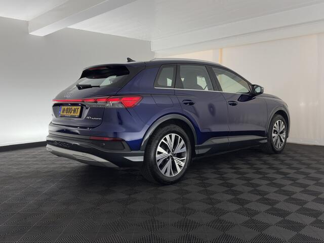 Audi Q4 e-tron 40 Launch edition Advanced 77 kWh [ 3-Fase-11kW ] (INCL-BTW) Aut. *NAVI-FULLMAP | MATRIX-LED | KEYLESS | CAMERA | AUDI-SOUND | DIGI-COCKPIT | DAB | AMBIENTLIGHT | HEATED-SPORTSEATS | PRIVACYGLASS | CRUISE | 19''ALU*