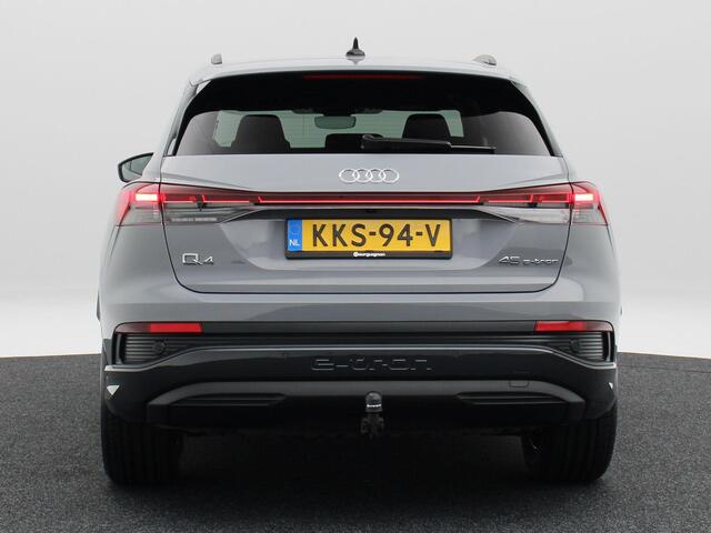 Audi Q4 e-tron 45 Edition 82 kWh | Stoelverwarming | Camera | Head UP | Trekhaak | Adaptive Cruise | Sonos Audio | Matrix LED | CarPlay | 19 Inch | 7.080 Km !!