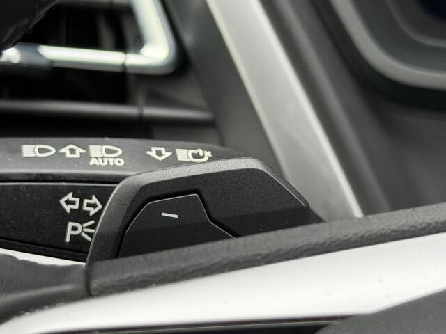 Audi Q4 e-tron BWJ 2022 | 35 Launch edition Advanced 55 kWh | SPORTSTOELEN | CARPLAY | CLIMA | STOELVERW | CAMERA A | PDC 2X | LICHTMETAAL |