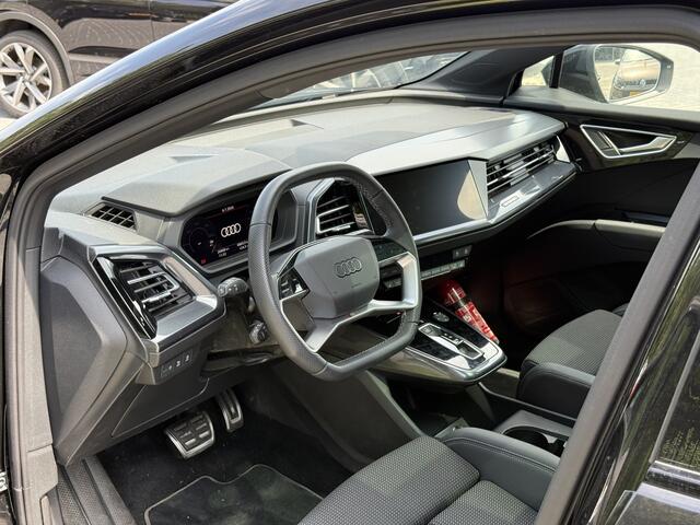 Audi Q4 e-tron 45 S Edition 82 kWh | 21"| pano | trekhaak | warmtepomp