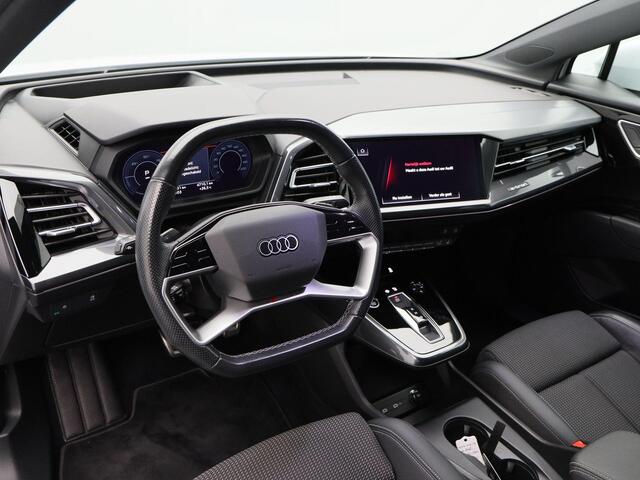 Audi Q4 e-tron 35 S-Line 55 kWh 170 Pk | Head Up | Stoelverwarming | Matrix LED | Adaptive Cruise | Camera | Warmtepomp | 20 Inch | 44.129 Km !!