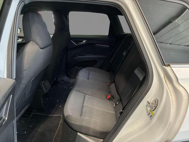 Audi Q4 e-tron 40 204pk Launch edition Advanced Plus 77 kWh · SOH 95,9% · Camera · Apple/Android Car Play · Navigatie · Stoelverwarming · Warmtepomp · 20'' Inch ·