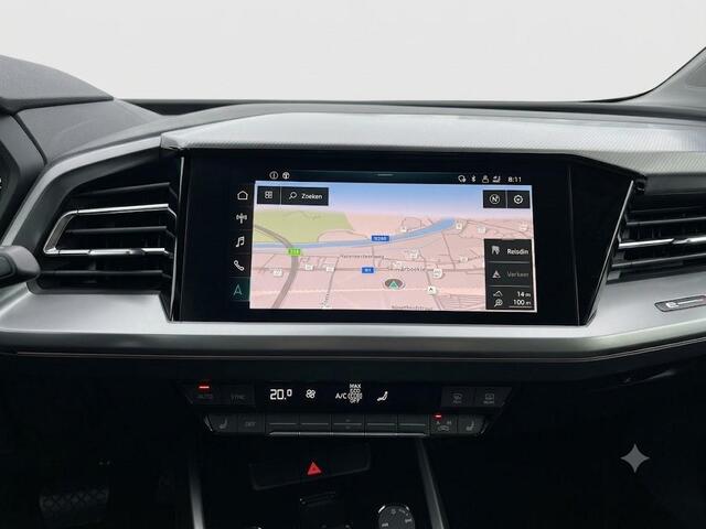Audi Q4 e-tron 40 S line 77 kWh 204pk | Komt eind juli binnen | Panoramadak | Lederen bekleding | Lichtmetalen velgen | Matrix Led