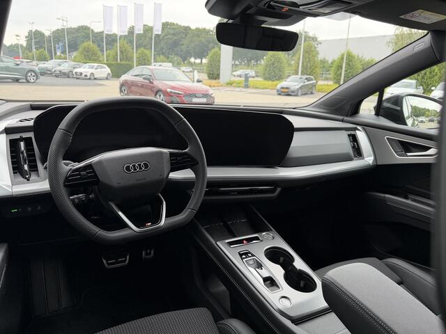 Audi Q4 e-tron S edition e-tron 45 82 kWh 210 kW / 286 PK SUV Ele | Performance | NIEUW MODEL | Matrix-Verlichting | Comfort Sleutel | Sportstoelen | Navigatie |