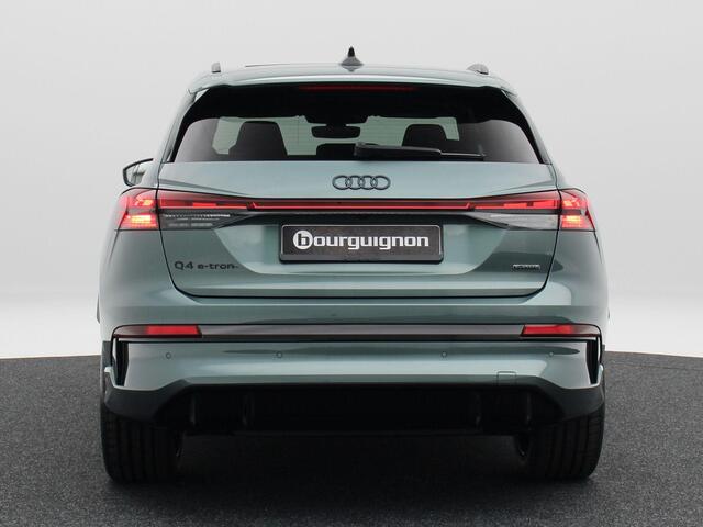Audi Q4 e-tron S edition quattro performance | 82 kWh | 21 inch | Pivacyglas | Zwart optiek | Head up display | Bijrijdersdisplay|