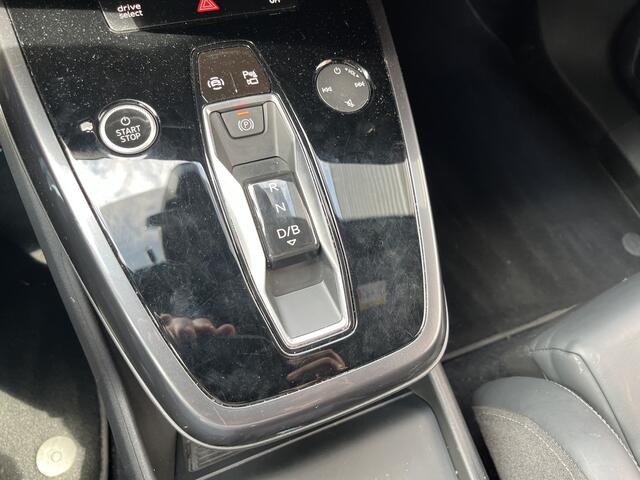 Audi Q4 e-tron 40 Launch edition S -Line 77 kWh / SOH 93 %/ AUTOMAAT/ PANO/ TREKHAAK/ LEER/ SONOS/ PARK.SENSOR.V+A/ 360 CAMERA/ SMARTPHONE INTERFACE/ STOELVERWARM./ MEMORY SEAT/ ACC/ ELEK.ACHTERKLEP/ KEYLESS