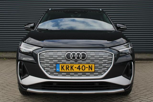 Audi Q4 e-tron 40 S edition 77 kWh S-Line Camera Adaptive-Cruise Navigatie Stoelverwarming Led