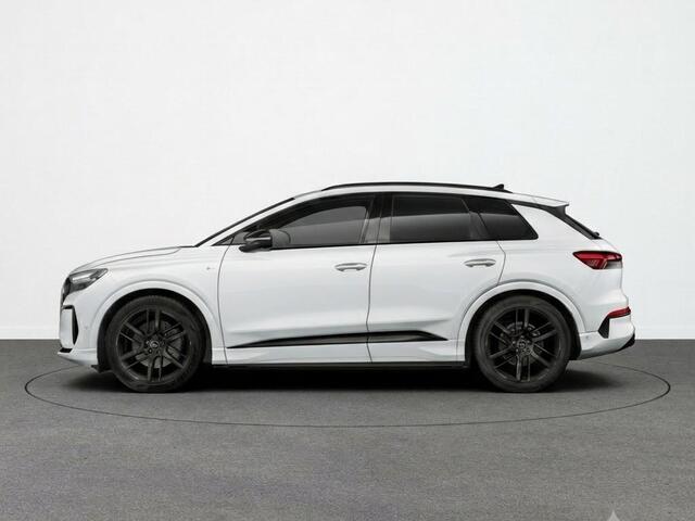 Audi Q4 e-tron S edition e-tron 82 kWh 286 pk | Techniekpakket plus | Optiekpakket zwart-glanzend | Glazen panoramadak | Trekhaak |