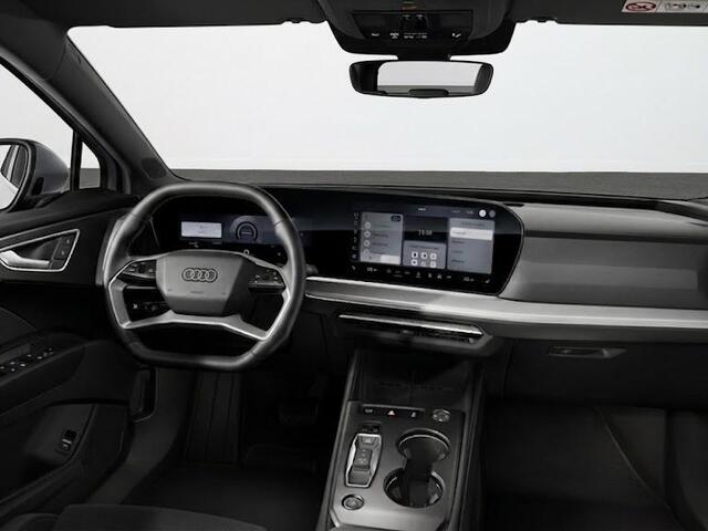 Audi Q4 e-tron Advanced edition 82 kWh 286 pk | Techniekpakket plus | Privacy glas (donker getint) | Glazen panoramadak | Trekhaak |