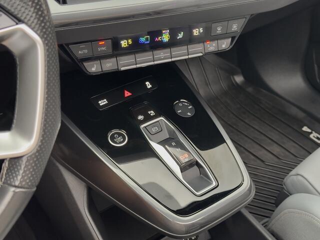 Audi Q4 e-tron 50 QUATTRO 3X S-LINE COMPETITION-EDITION 77 KWH/300PK LEDER NAVI CAMERA DIGI-DASH APPLE-CARPLAY LED LMV-20INCHE PDC