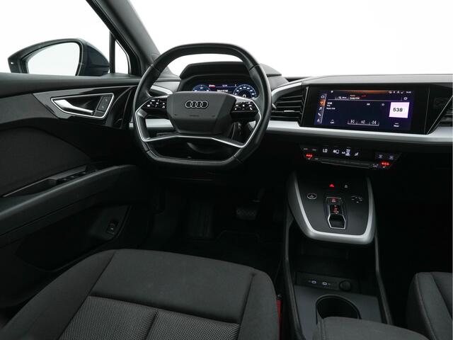 Audi Q4 e-tron 40 Launch edition 77 kWh [3-Fase-11kW] {SoH-94%} (INCL.BTW) *ADAPTIVE-CRUISE | SONOS-SOUND | HEATED-COMFORTSEATS | DIGI-COCKPIT | DAB+ | PRIVACY-GLASS | ECC | PDC | 20''ALU*