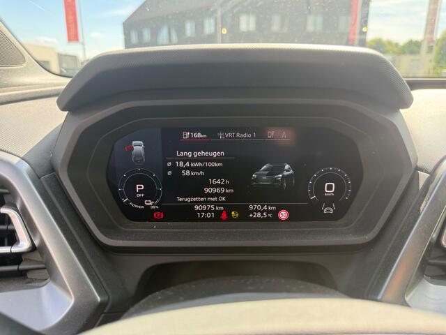 Audi Q4 e-tron 40 Advanced edition 77 kWh | Stoelverwarming | Adaptive Cruise Control | Camera | Parkeersensoren | Keyless | Navigatie | Apple Carplay | Climate Control | Leer | Warmtepomp