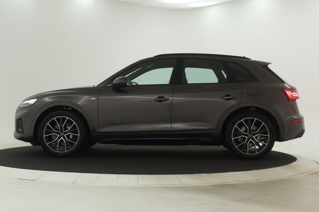 Audi Q5 50 TFSI e S edition Competition Luchtvering Trekhaak Panodak B&O ACC