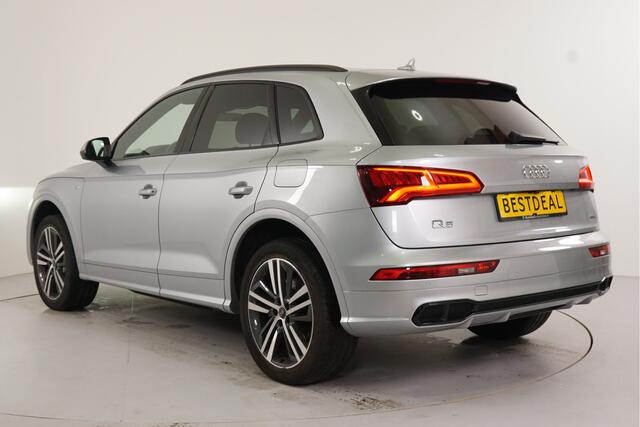 Audi Q5 55 TFSI e quattro Competition | S-Line | Panorama |