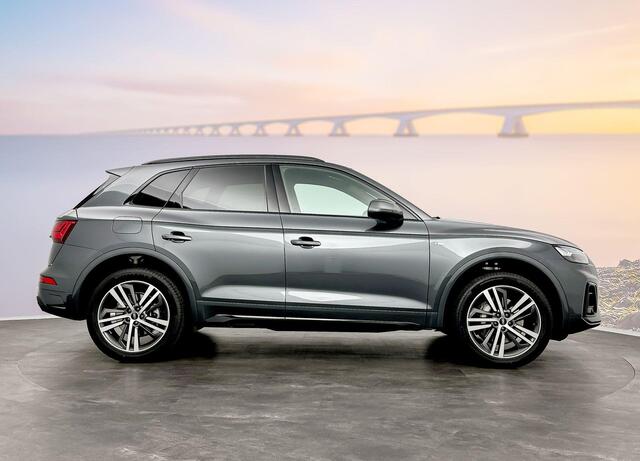 Audi Q5 S edition Competition 50 TFSI e 220 kW / 299 pk SU
