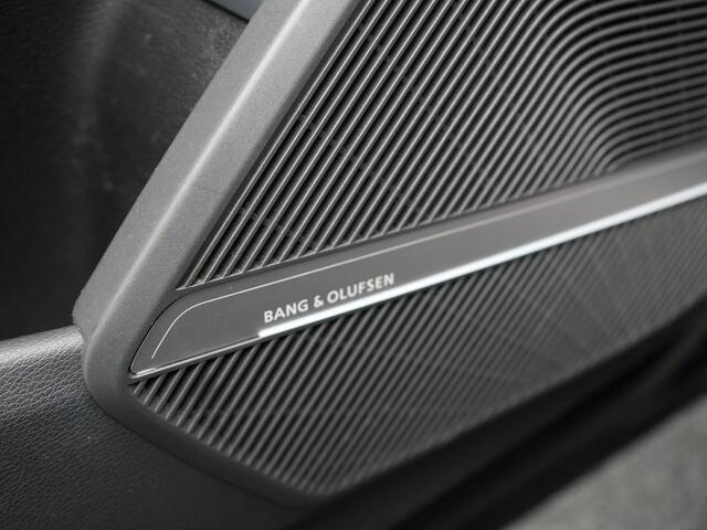 Audi Q5 50 TFSI e Quattro S-Line Plug in Hybrid PHEV | Cruise Control Adaptief | Virtual Cockpit | B&O Sound | 360 Camera | Sportstoelen Verwarmd | Climate Control | Navigatie