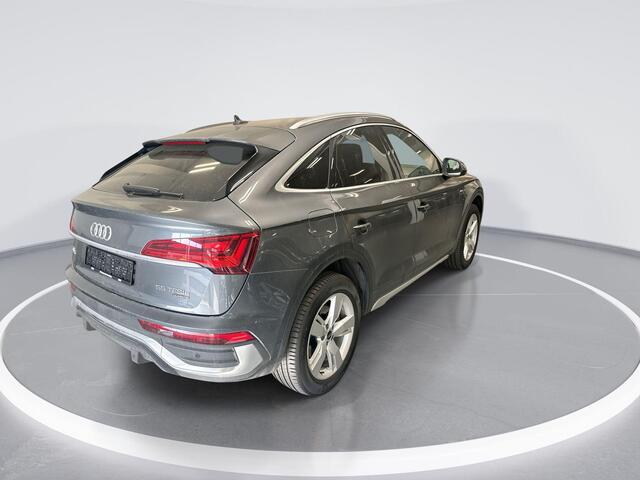 Audi Q5 Sportback 55 TFSIe 367pk S-tronic S edition Competition · Keyless · Camera · Elek. trekhaak · Elek. Achterklep · Apple/Android Car Play · 19'' Inch ·