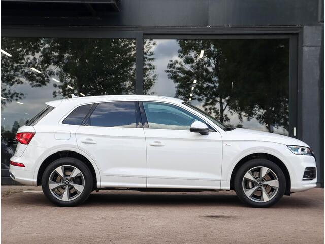 Audi Q5 55 TFSI e Quattro 367pk S-Line | Virtual cockpit | Camera