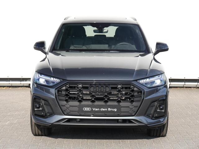 Audi Q5 S edition Competition 55 TFSI e 367pk | Pano | B&O | Keyless | 360° camera | Elek. bes. stoel | Adaptive Cruise | Dodehoekdetectie | 20" Velgen