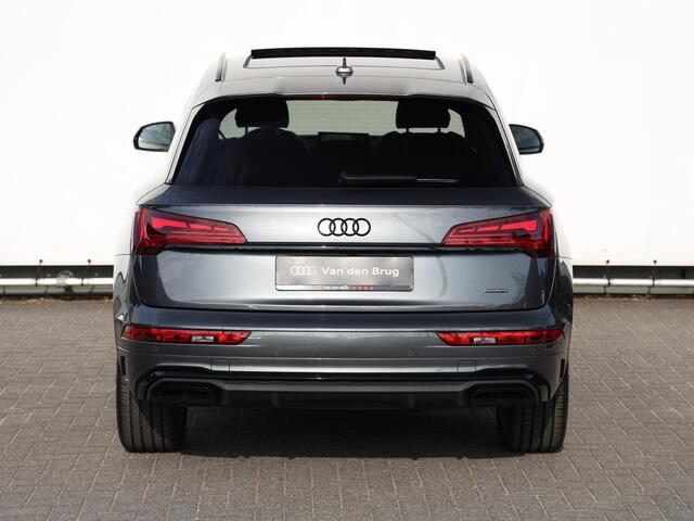 Audi Q5 S edition Competition 55 TFSI e 367pk | Pano | B&O | Keyless | 360° camera | Elek. bes. stoel | Adaptive Cruise | Dodehoekdetectie | 20" Velgen