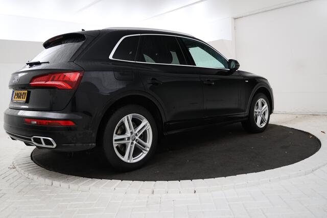 Audi Q5 55 TFSI e quattro Competition S-line, B&O Audio, Panorama, Virtual cockpit, Stoelverwarming,