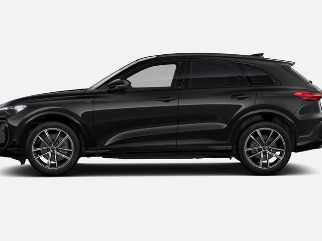 Audi Q5 2.0 TFSI e-hybrid quattro S edition 299 PK · Adaptieve luchtvering · Glazen panoramadak · Tech plus · 20" LM Velgen