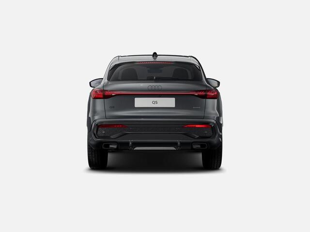 Audi Q5 Sportback 2.0 TFSI e-hybrid quattro S edition 299 PK · Tech plus · Adaptieve luchtvering · Glazen panoramadak · 20" LM Velgen