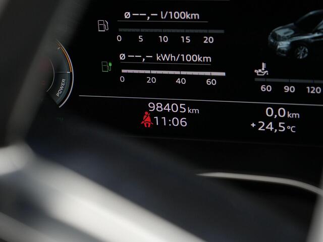 Audi Q5 55 TFSI e 367 pk S-tronic quattro S edition | Panoramadak | Trekhaak | Luchtvering | Geheugen-/massagestoel | Rondomzicht camera | Head-up display | Bang & Olufsen