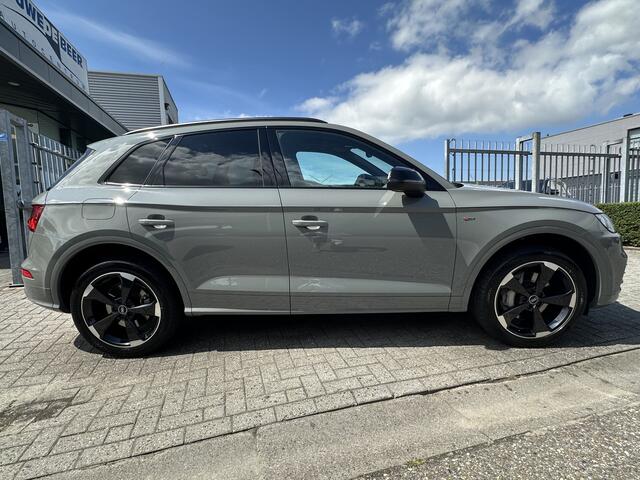 Audi Q5 50 TFSI e Quattro Sport Pano-Dak | Trekhaak | Stoelverw. | Carplay | LED