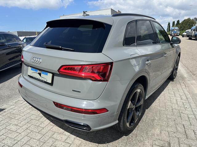 Audi Q5 50 TFSI e Quattro Sport Pano-Dak | Trekhaak | Stoelverw. | Carplay | LED