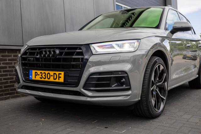 Audi Q5 55 TFSI e 367 pk Quattro S-Edition / Lucht-Vering/ Quantum-Grey/ Matrix-Led/ Keyless/ Virtual/ Sport-Stoelen/ Stoel.Verw/ Trekhaak/ 20'' LMV