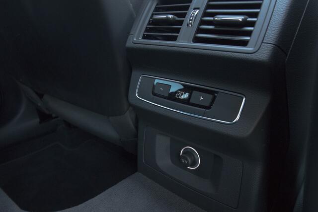 Audi Q5 55 TFSI e Quattro Competition S-Line | PHEV | 367 PK | Pano | Virtual | Matrix LED | 21 Inch Performance | Massage | Luchtvering | Trekhaak | Sfeer | Camera | Keyless | SQ5 Pack | Black Pack | Dealer Onderhouden | BTW | Garantie