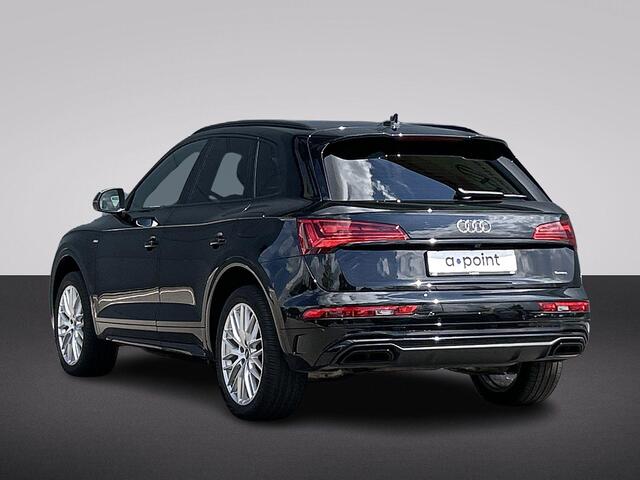 Audi Q5 50 TFSI e S edition 299 pk S-tronic | SOH 99% | Navigatie | Parkeersensoren | Achteruitrijcamera | Autom. airco (3 zones) | Lichtmetalen velgen 20" | S-Line |