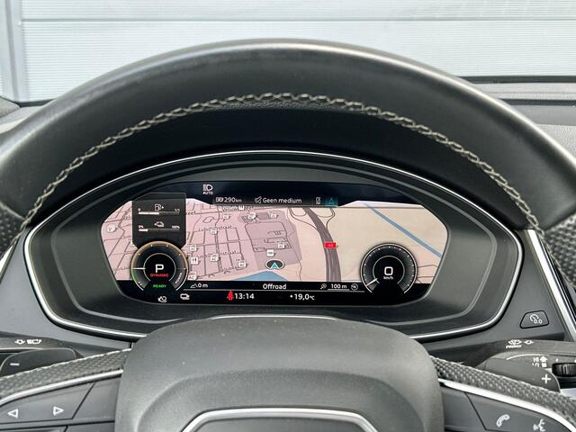 Audi Q5 50 TFSI e S edition 299 pk S-tronic | SOH 99% | Navigatie | Parkeersensoren | Achteruitrijcamera | Autom. airco (3 zones) | Lichtmetalen velgen 20" | S-Line |